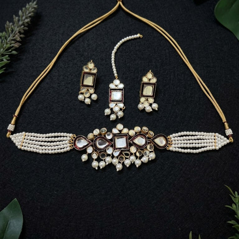 Mehroon Farshi Kundan Set