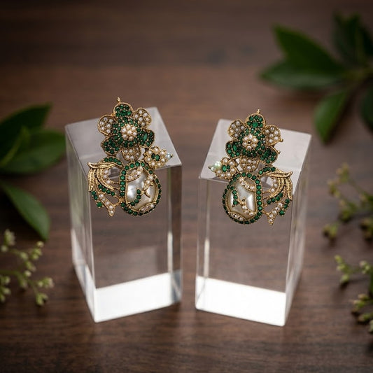 Elnuraş Earrings