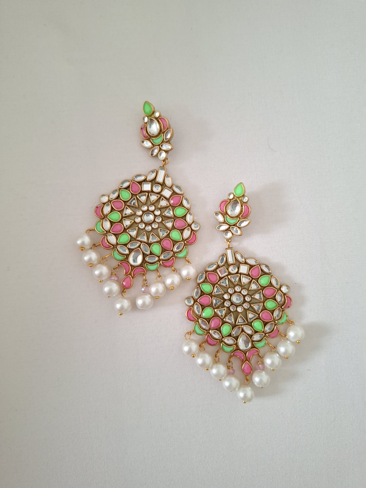 Gulabi noor earring & Tikka