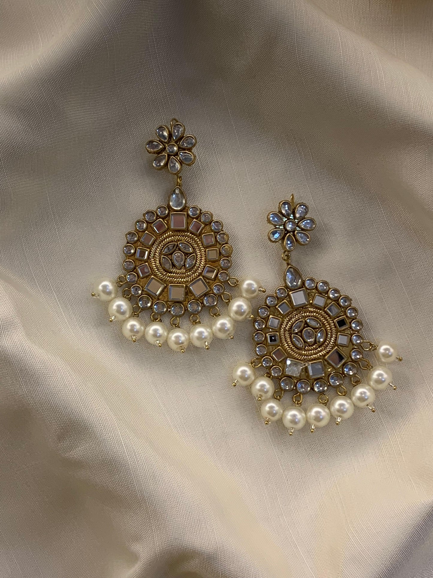 Ira Pearl Earings