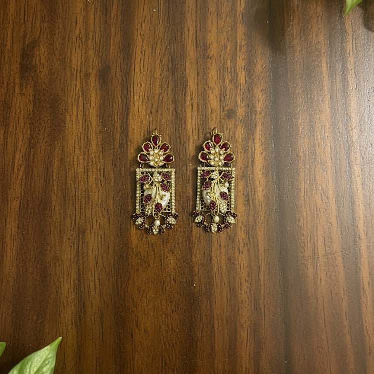 Nooré Zehra – Turkish Inspired Earrings (Mehroon)