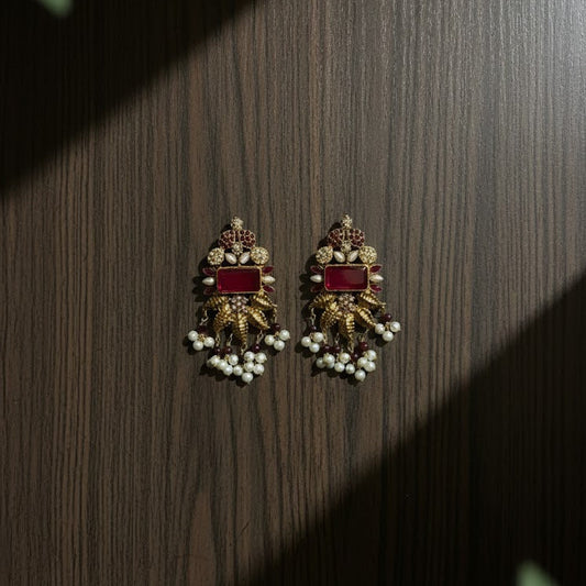 Nisa Élan Earrings - Mehroon