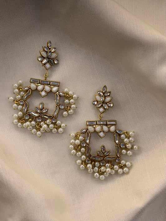 Savera Earrings