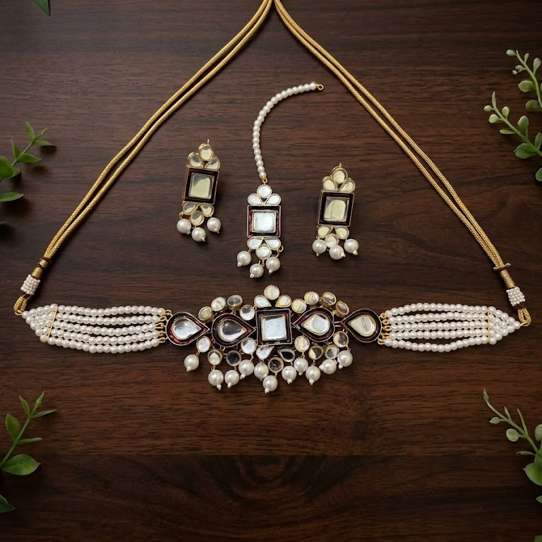 Mehroon Farshi Kundan Set