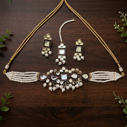Mehroon Farshi Kundan Set
