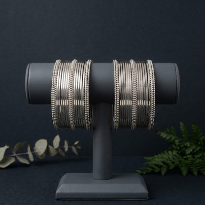 Ovayra Metal Bangle