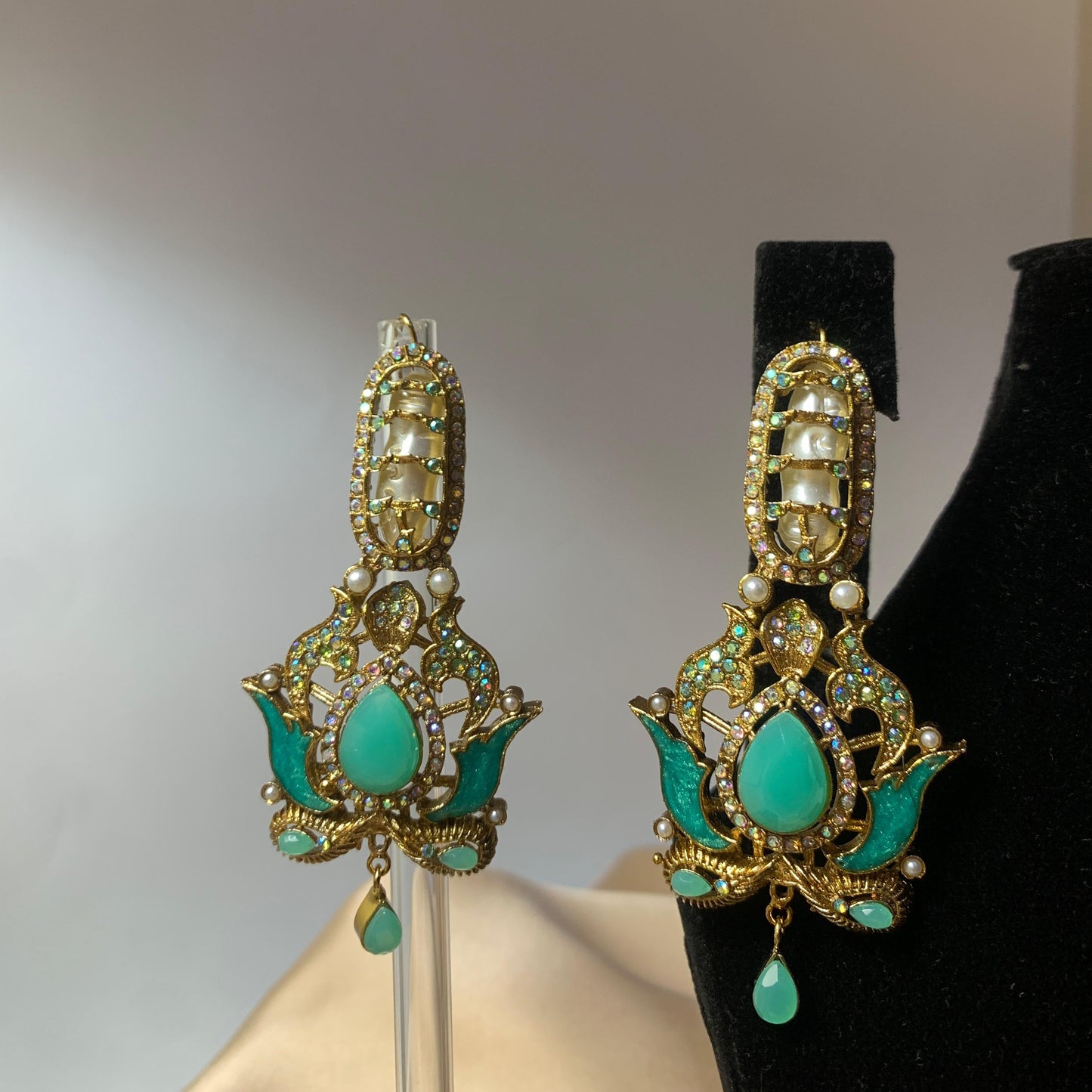 Qayzelle Earrings