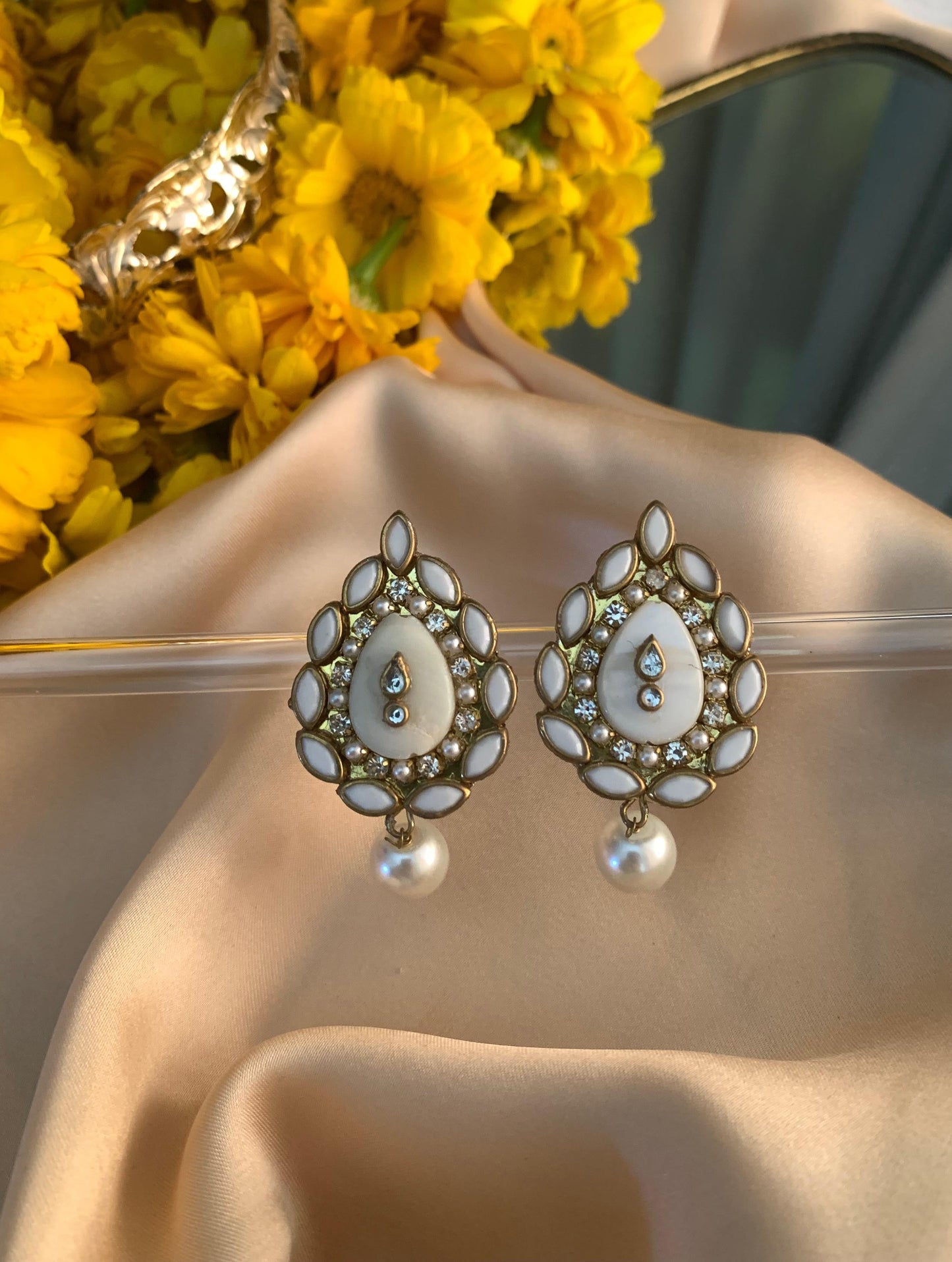 Pearl Veil
