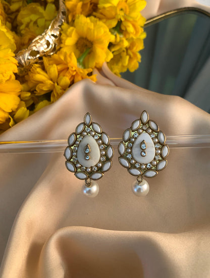 Pearl Veil