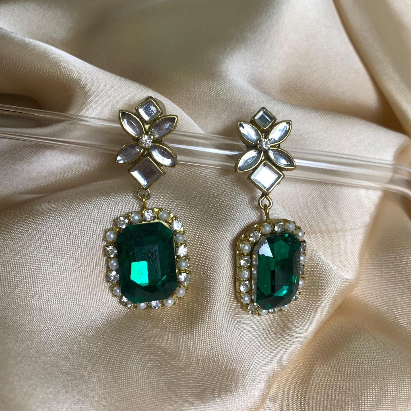 Zamarud Set