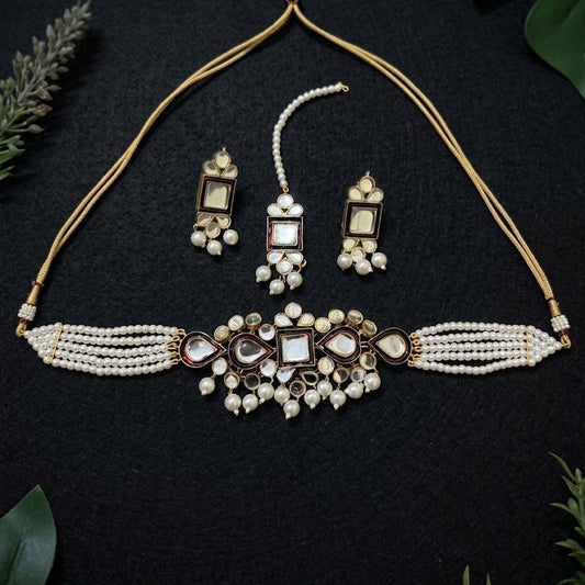 Mehroon Farshi Kundan Set