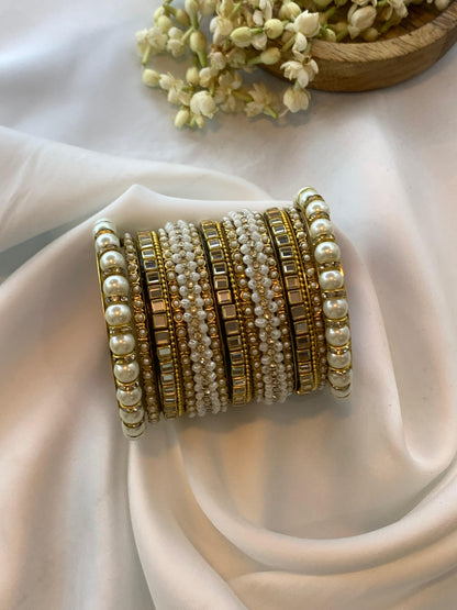Rajnoor Bangle Set