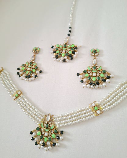 Sabznoor Choker Set