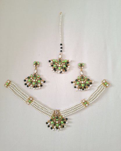 Sabznoor Choker Set