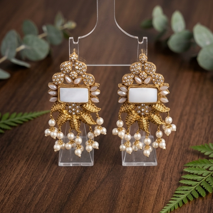 Nisa Élan Earrings - Pearl White