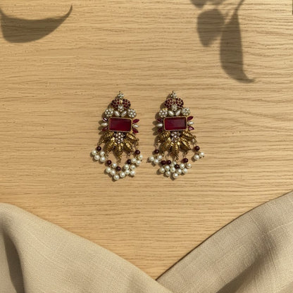 Nisa Élan Earrings - Mehroon