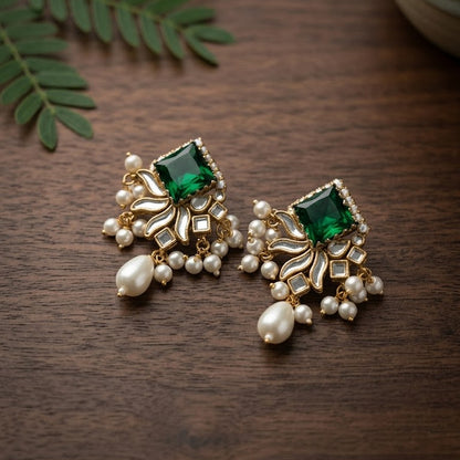 Darynthia Earrings