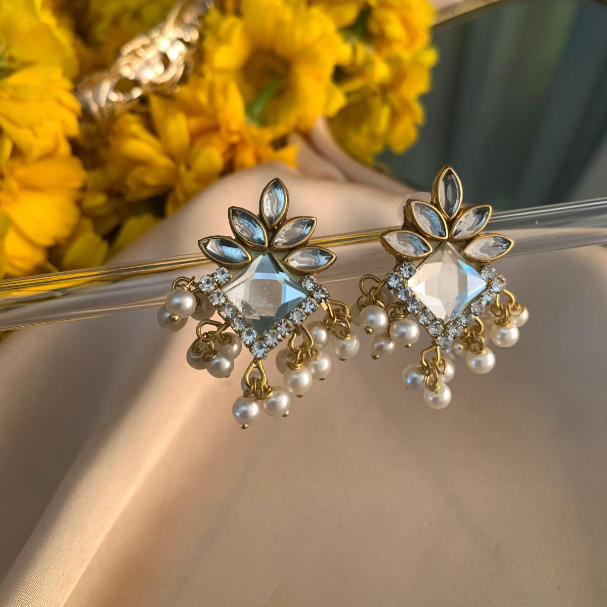 Qamryth Earrings