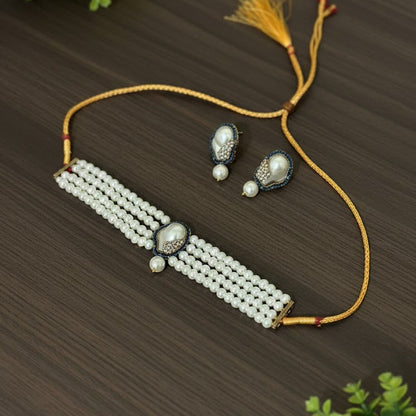 Sultan Azure Pearl – Minimal Turkish Choker