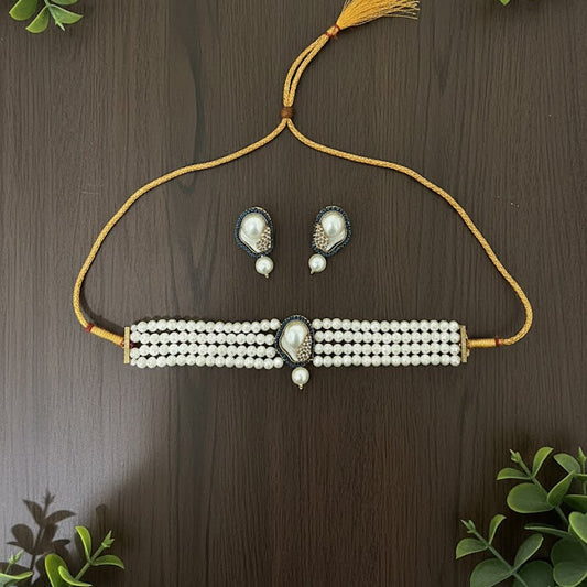 Sultan Azure Pearl – Minimal Turkish Choker