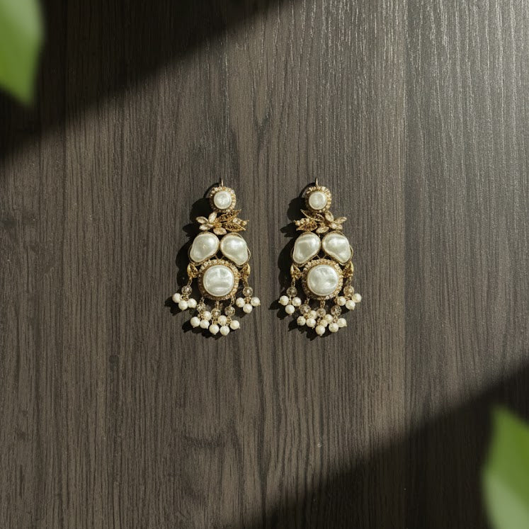 Vera Glow Earrings