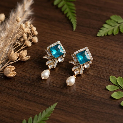 Daqira Earrings