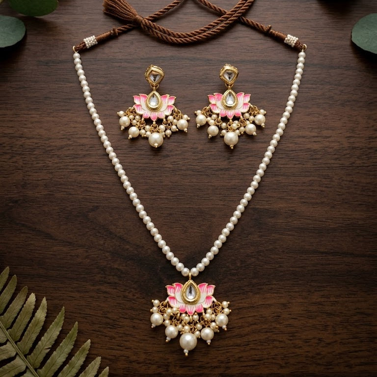 Indian Lotus Pearl Set