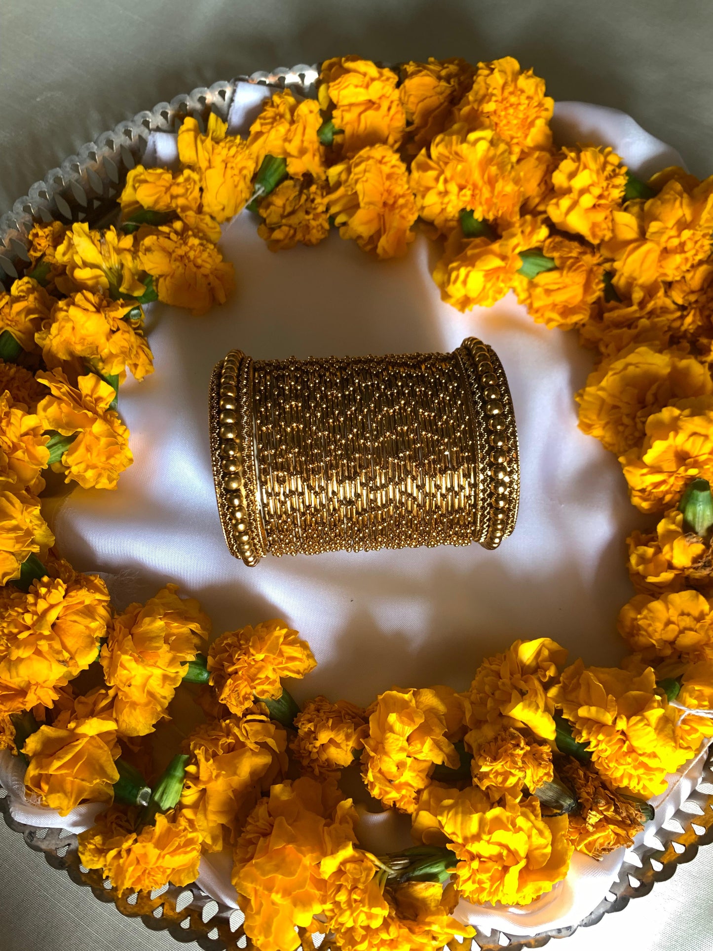 Golden Luxe Kara Set