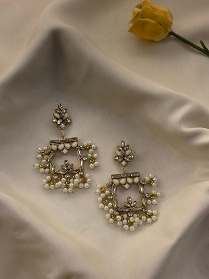 Savera Earrings