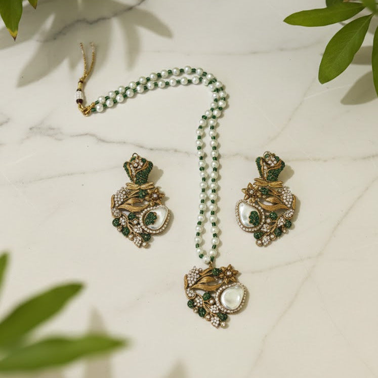 Sultan Pearl Noor Turkish Pendant & Earrings
